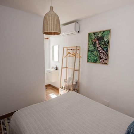 Hostal The Monkey Room Marbella Exterior foto