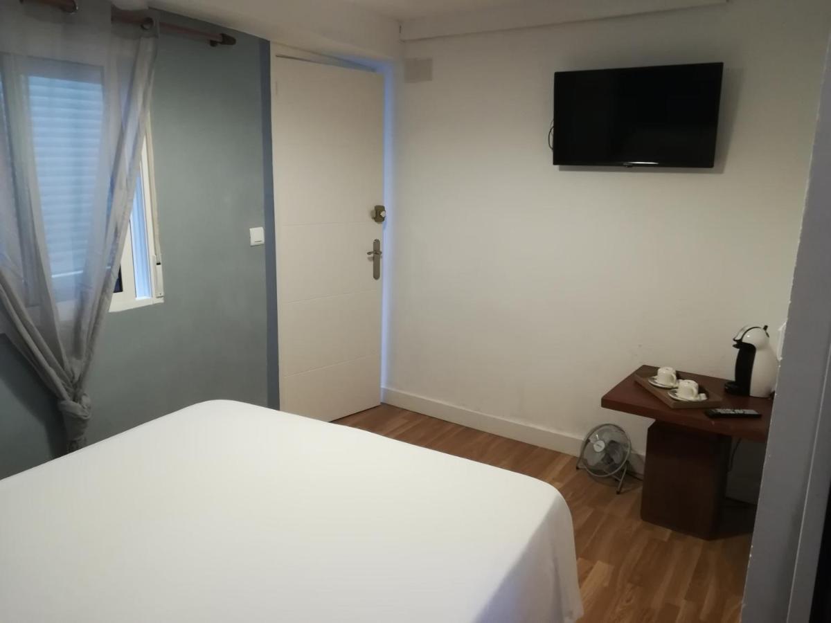 Hostal The Monkey Room Marbella Exterior foto