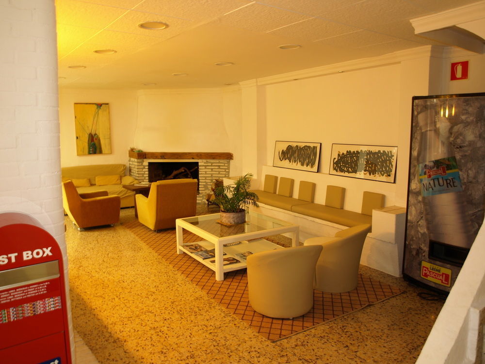 Hostal The Monkey Room Marbella Exterior foto
