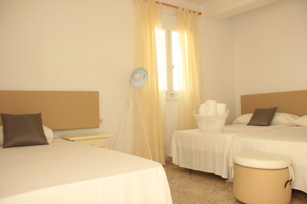 Hostal The Monkey Room Marbella Exterior foto