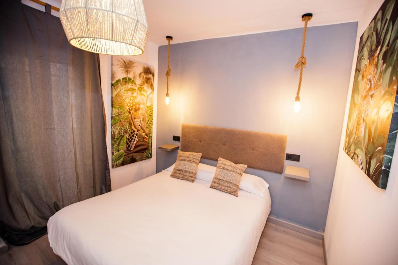 Hostal The Monkey Room Marbella Exterior foto